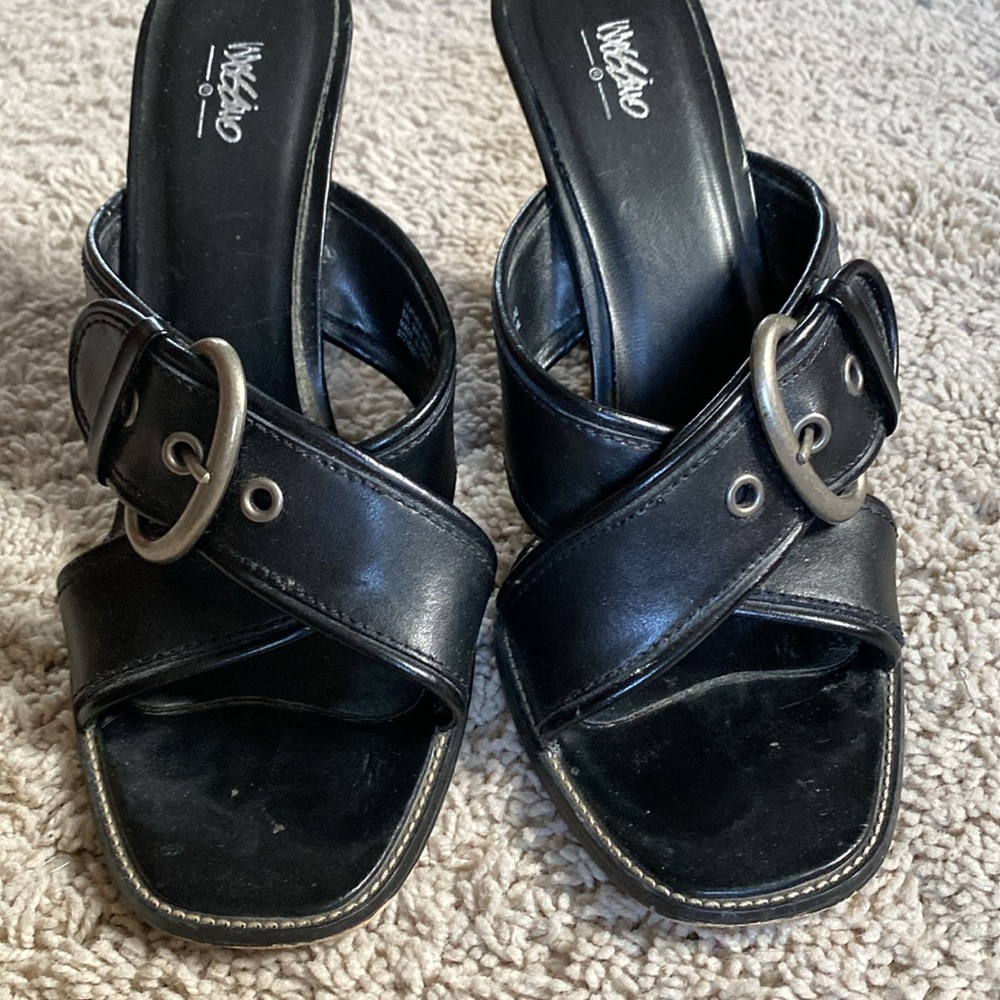 Mossimo Women's Black Wedge Sandals - Picture 2 of 8